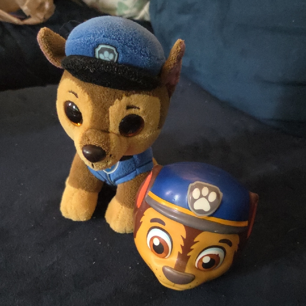 Paw Patrol Chase Plush and Helmet Set - Blue, Brown, Orange